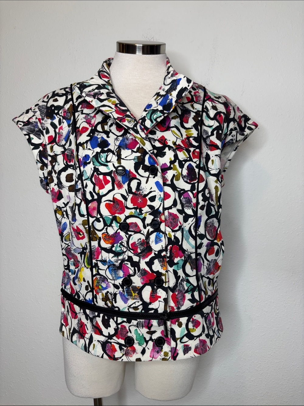 Worth Multicolor Floral Print Short Sleeve Button-Front Top